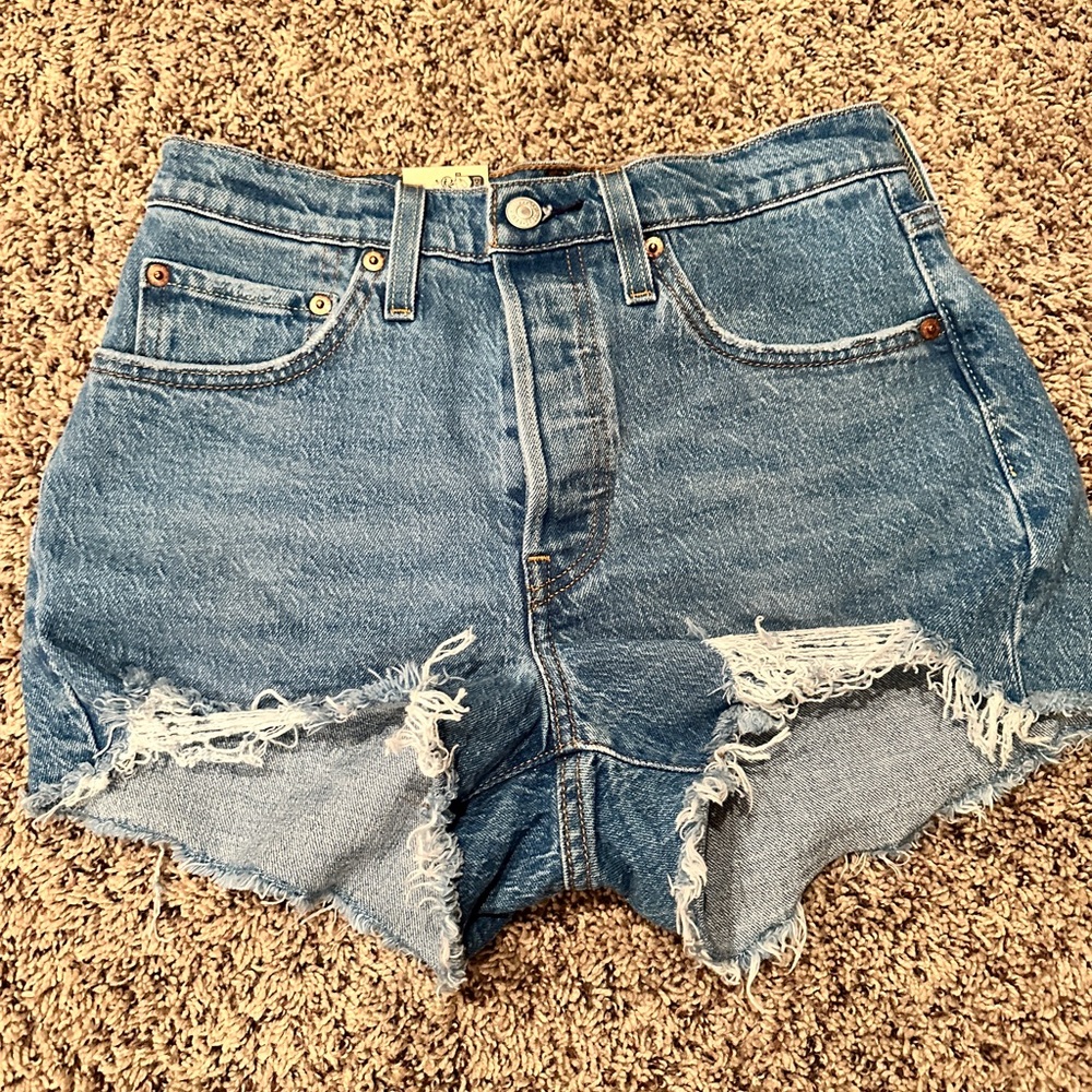 Levi’s 501 jean shorts